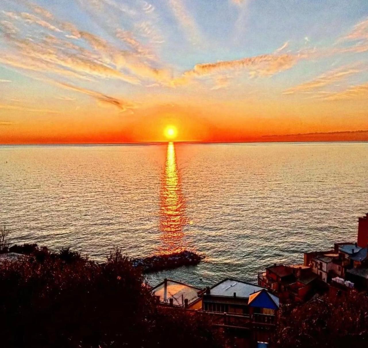 Compagnia Del Mare, Cinque Terre Full Apt X 2, Centro Storico,5 Minuti Dal Mare! Риомаджиоре Экстерьер фото